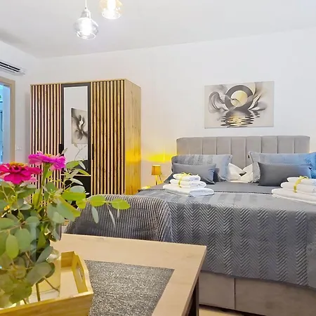 Libar By Interhome * זאדאר