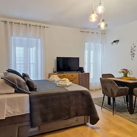 Libar By Interhome דירה