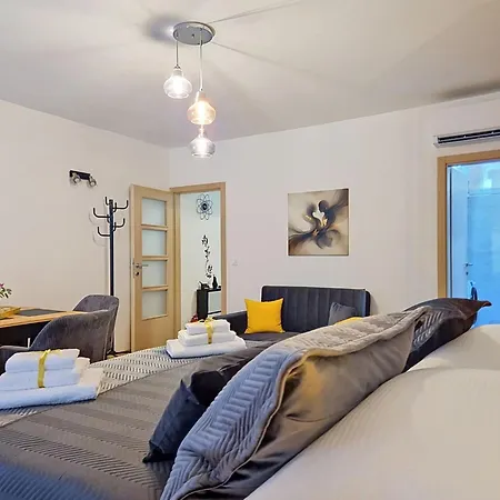 Libar By Interhome דירה זאדאר