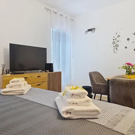 Libar By Interhome
